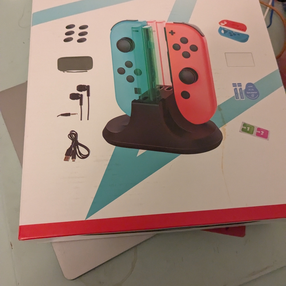 Joy-Con Charging Dock for Nintendo Switch - Red and Blue